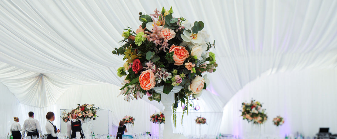 Draperinger til partytelt vil gjøre alle partytelt romantiske