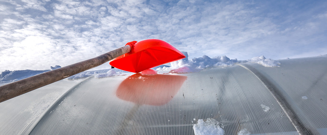 Gjøre drivhuset sikkert for vær og vind