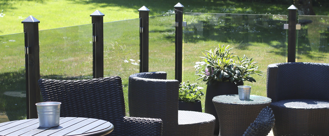 Elegant glassgjerde til terrassen